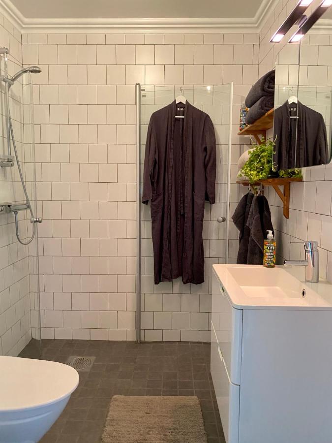 Appartamento con 2 Camere da Letto e Balcone