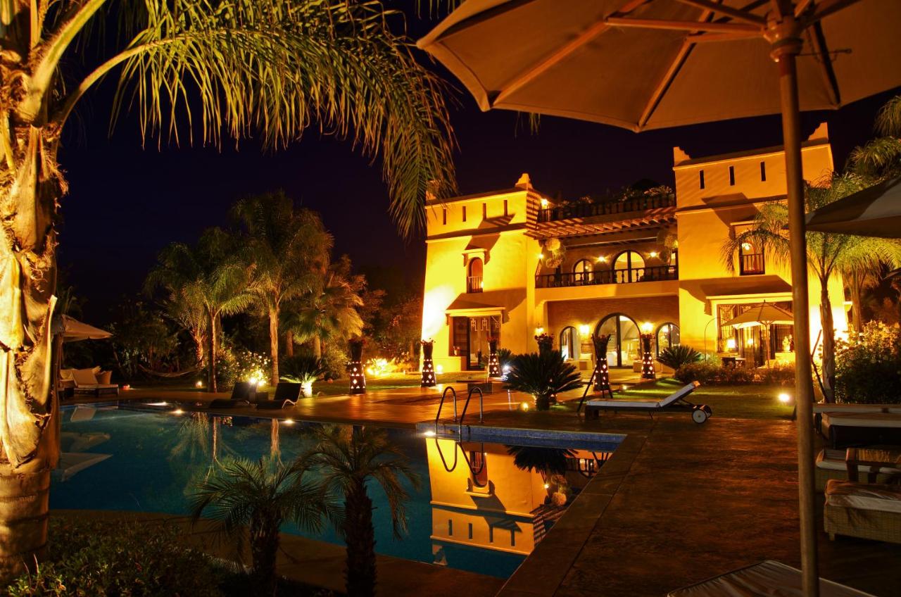 Villa con 6 Camere da Letto 