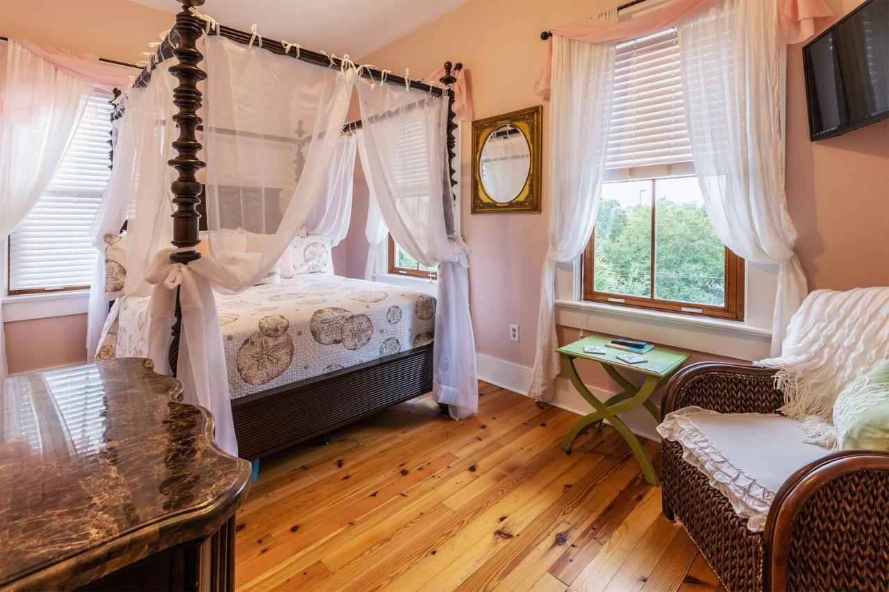 Kamer met Queensize Bed