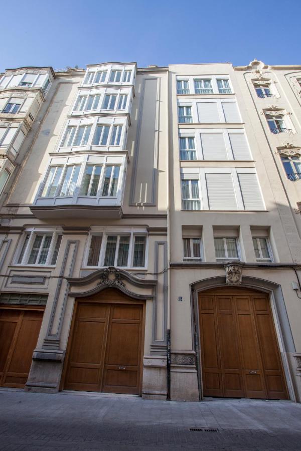 SingularStays Mar44 - B&B