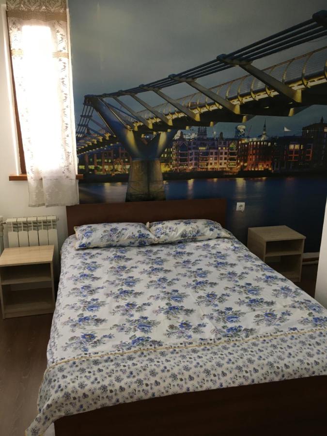 B&B Almatý - 46,2 Karmysova street Serviced Apartments - Bed and Breakfast Almatý