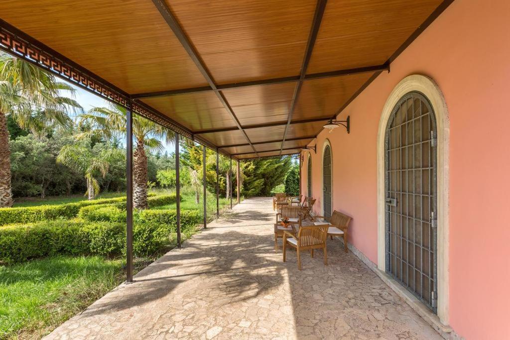 Villa I Giardini di Marzo - B&B