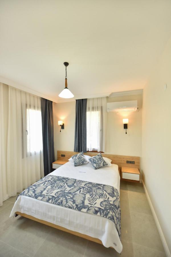 Suite with Garden View
