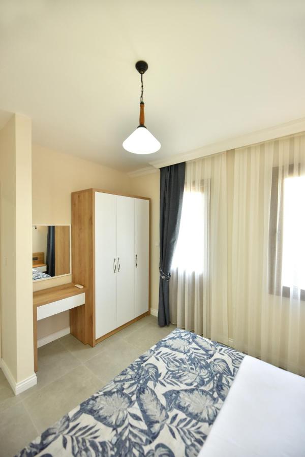 Suite with Garden View