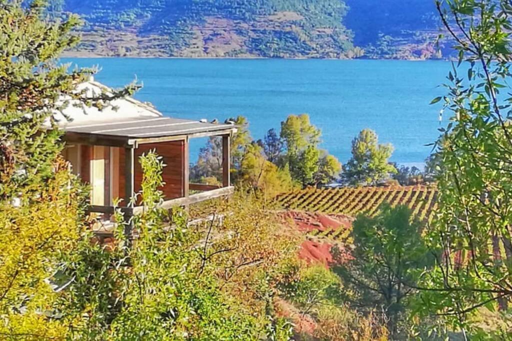 Studio 22 m2, terrasse vue lac, dans propriété face au Lac du Salagou - Ferienwohnung