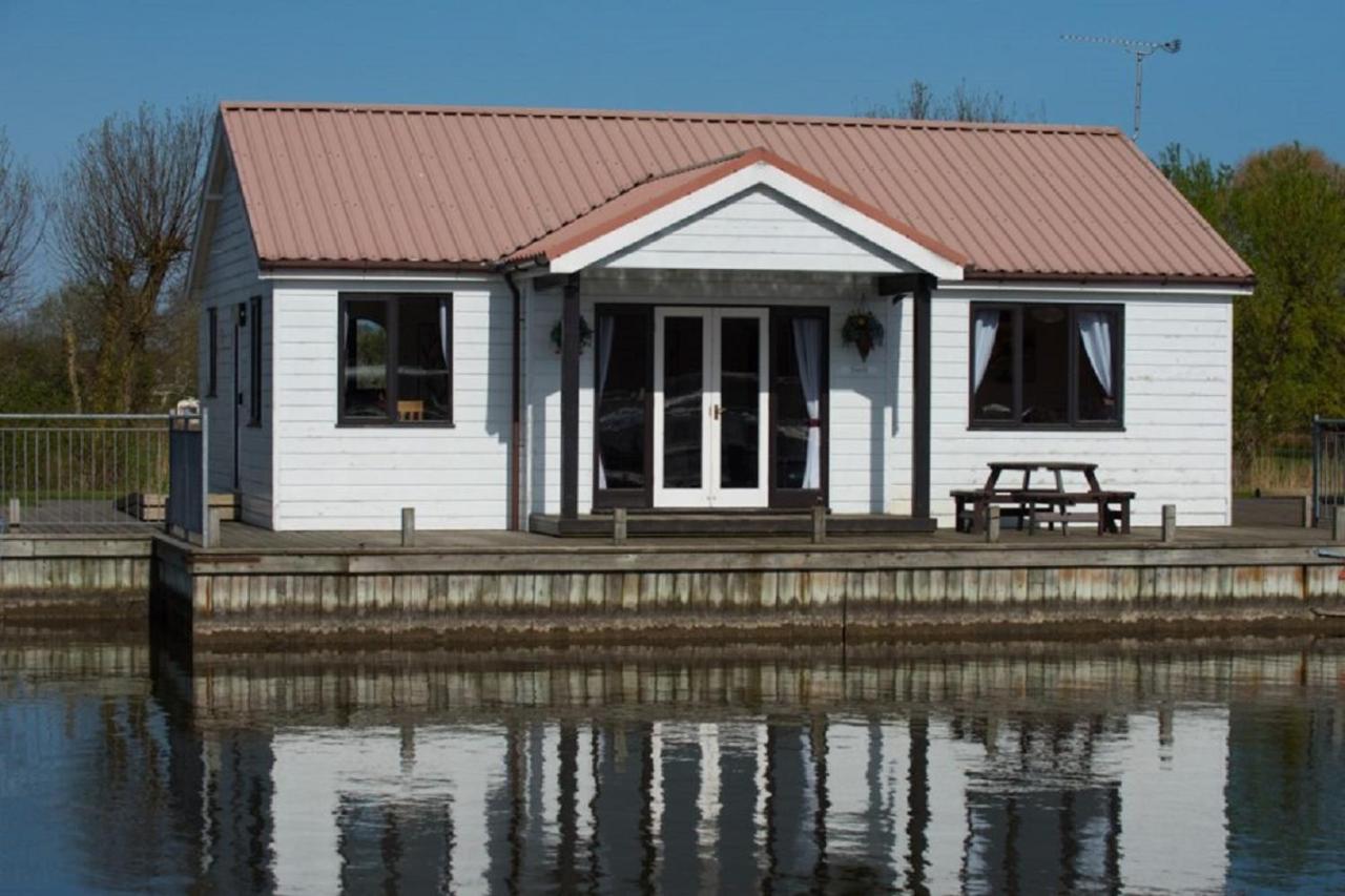 B&B Potter Heigham - Swift Cottage, Norfolk Broads - Bed and Breakfast Potter Heigham