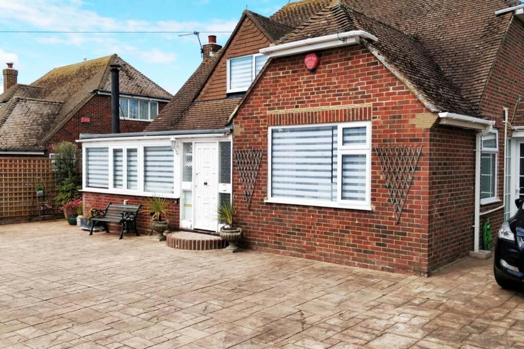 B&B Birchington-on-Sea - Seven Seas Beach Retreat Studio Flat - Bed and Breakfast Birchington-on-Sea