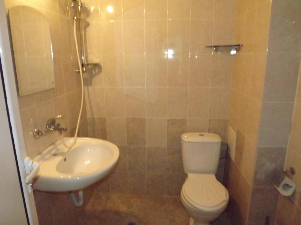 Apartment mit 2 Schlafzimmern und Balkon