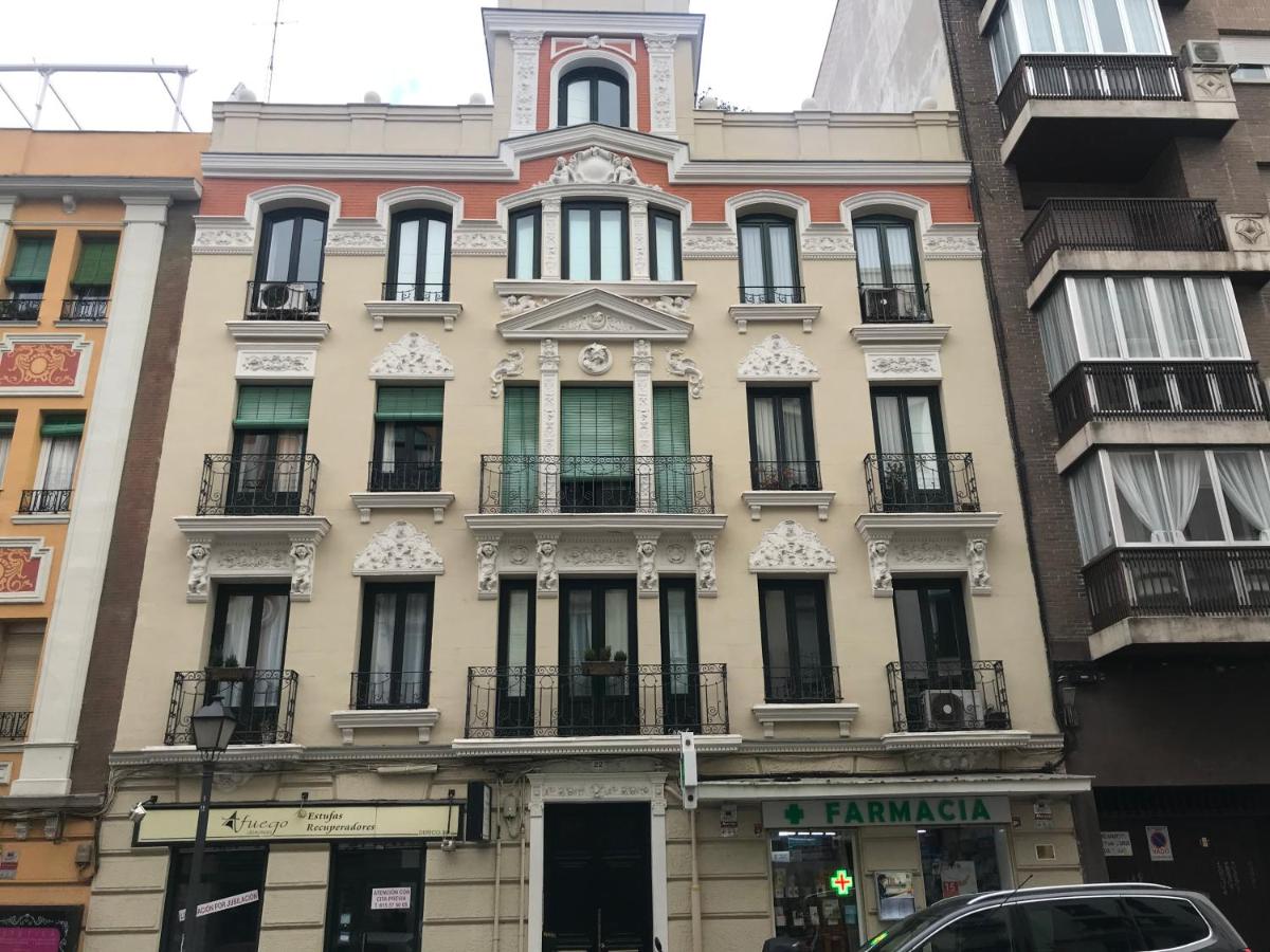 Atocha VI - Elegancia Urbana en una Ubicación Privilegiada - Ferienwohnung Madrid