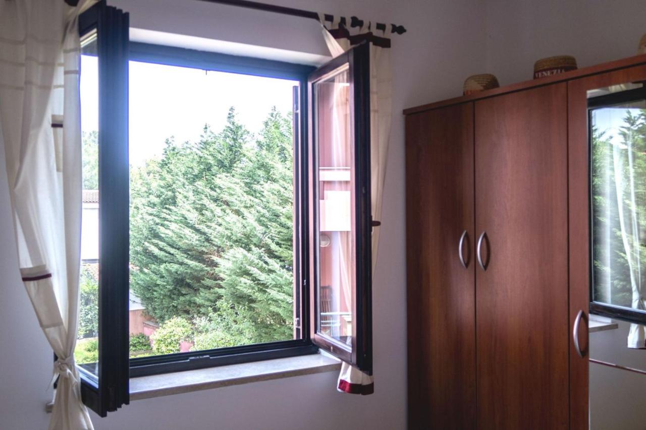 Apartment mit Balkon