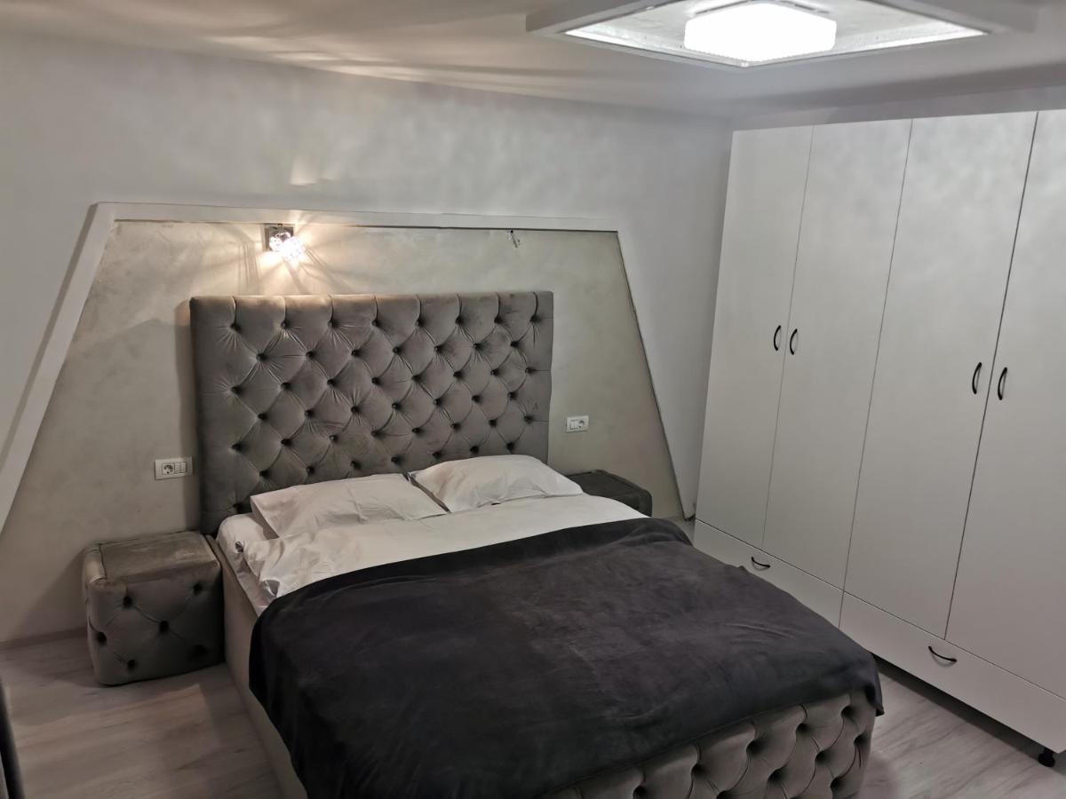 B&B Timişoara - Jolie Luxury Apartments II - Bed and Breakfast Timişoara