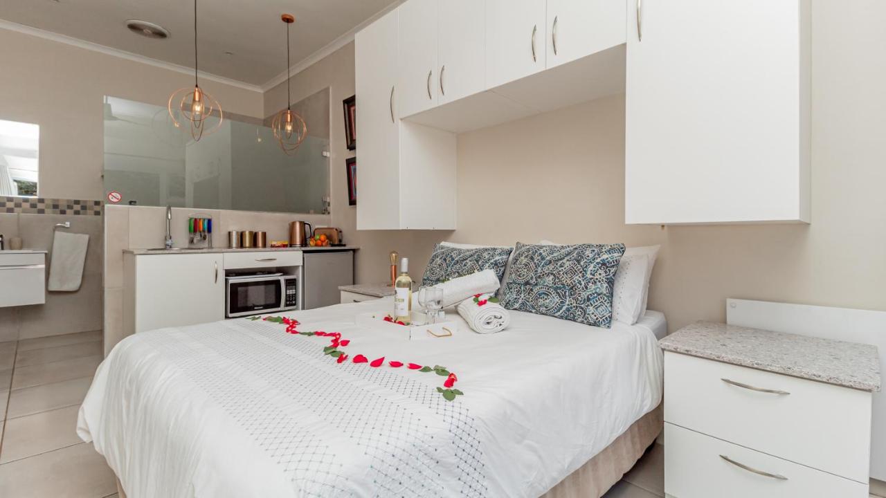 Sea Breeze Guest House - B&B Bloubergstrand
