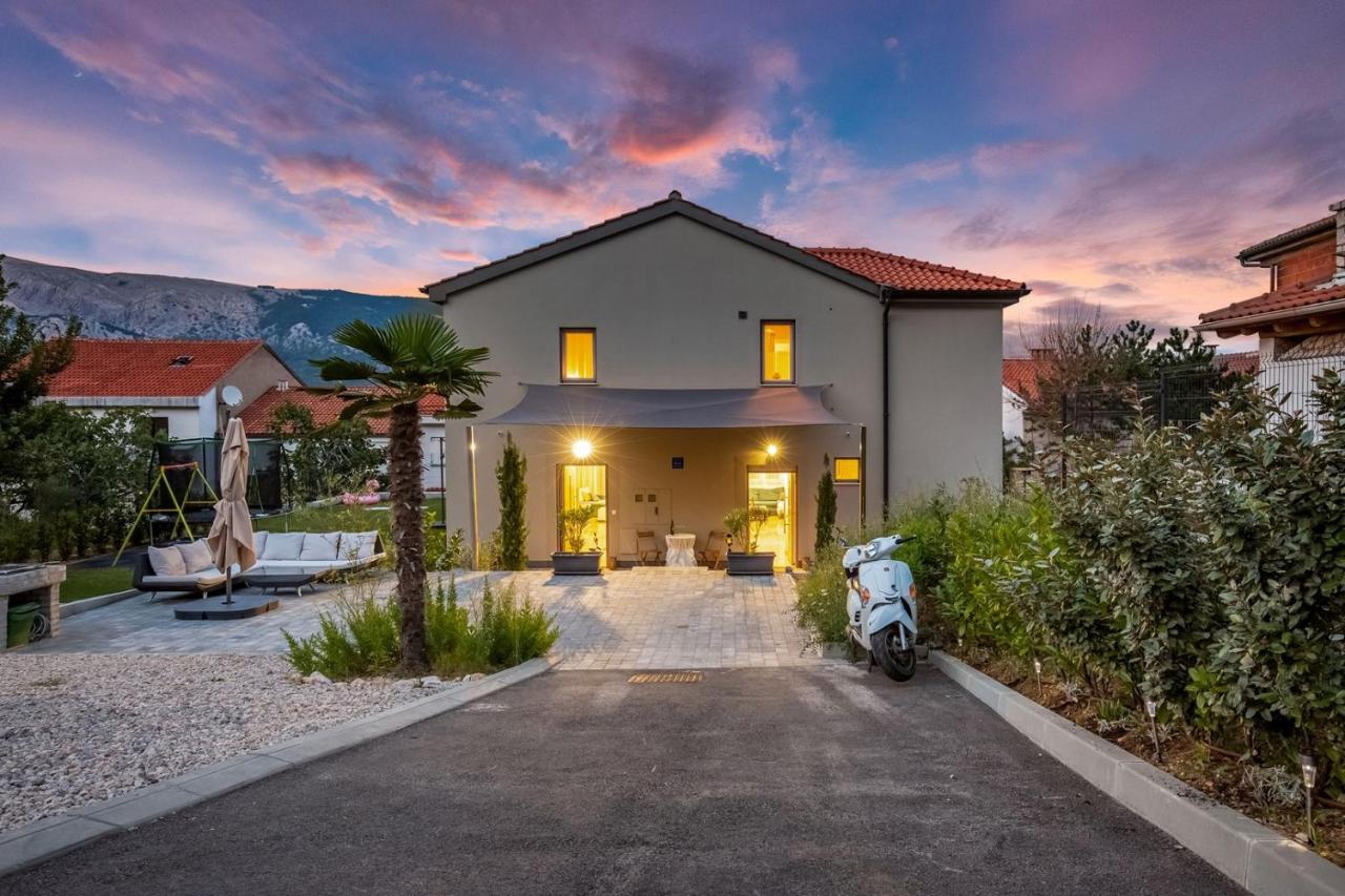 Tarari Luxury Apartment - B&B Baška