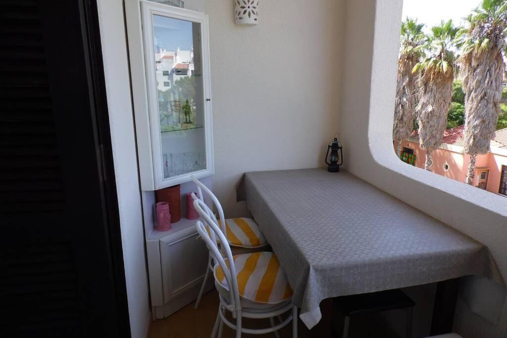 Happy House-fantastic holiday with all amenities - B&B Albufeira