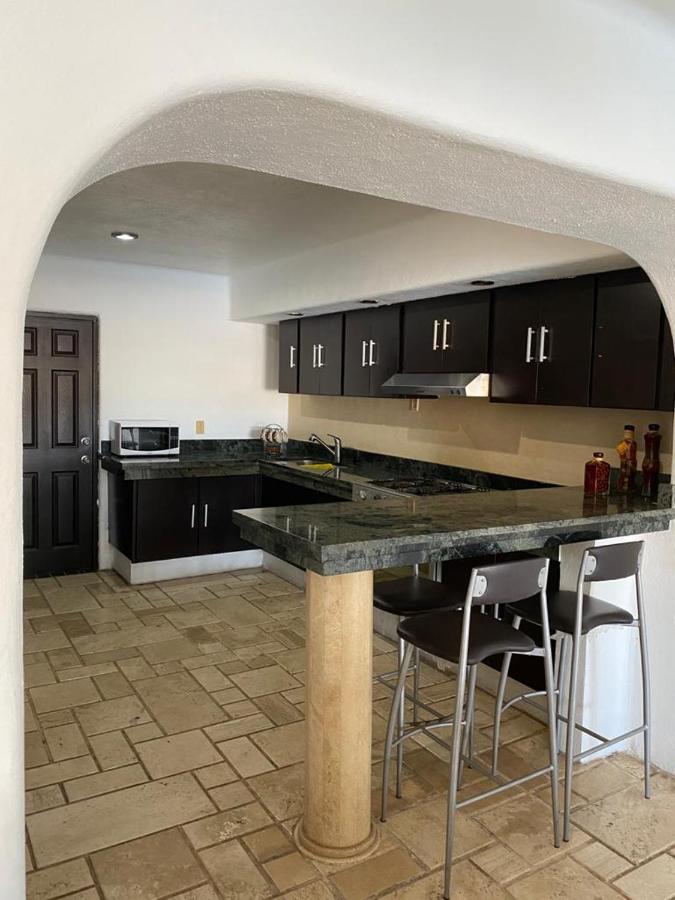 Villas Puerto Iguanas, Marina Mazatlán - B&B