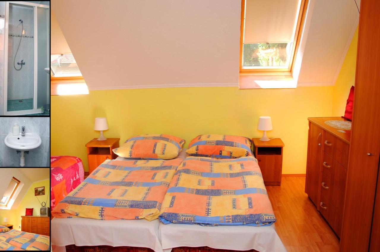 Dreibettzimmer mit Dusche