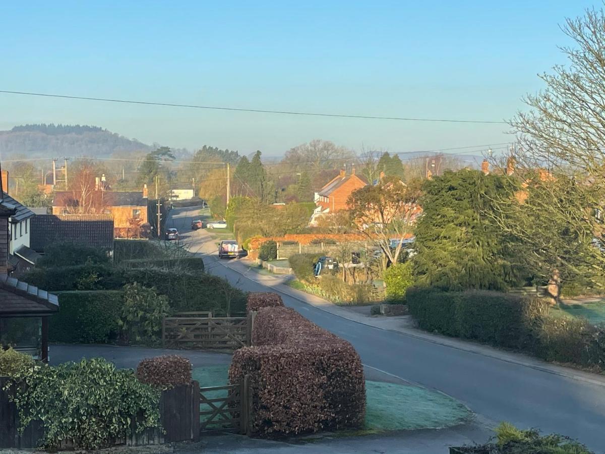 Hartpury B&B - B&B