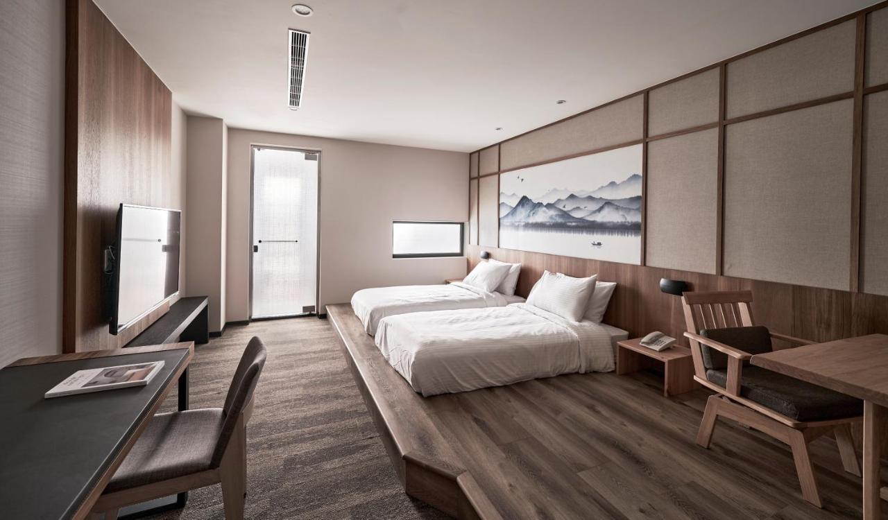 Superior Twin Room