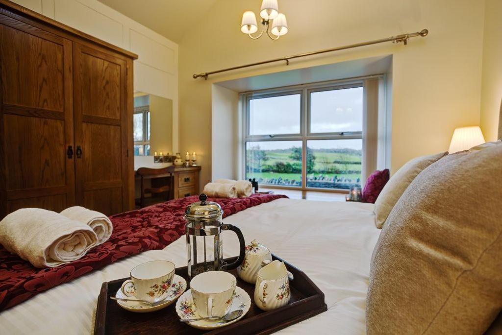 B&B Rhoscolyn - The Old Dairy - Bed and Breakfast Rhoscolyn