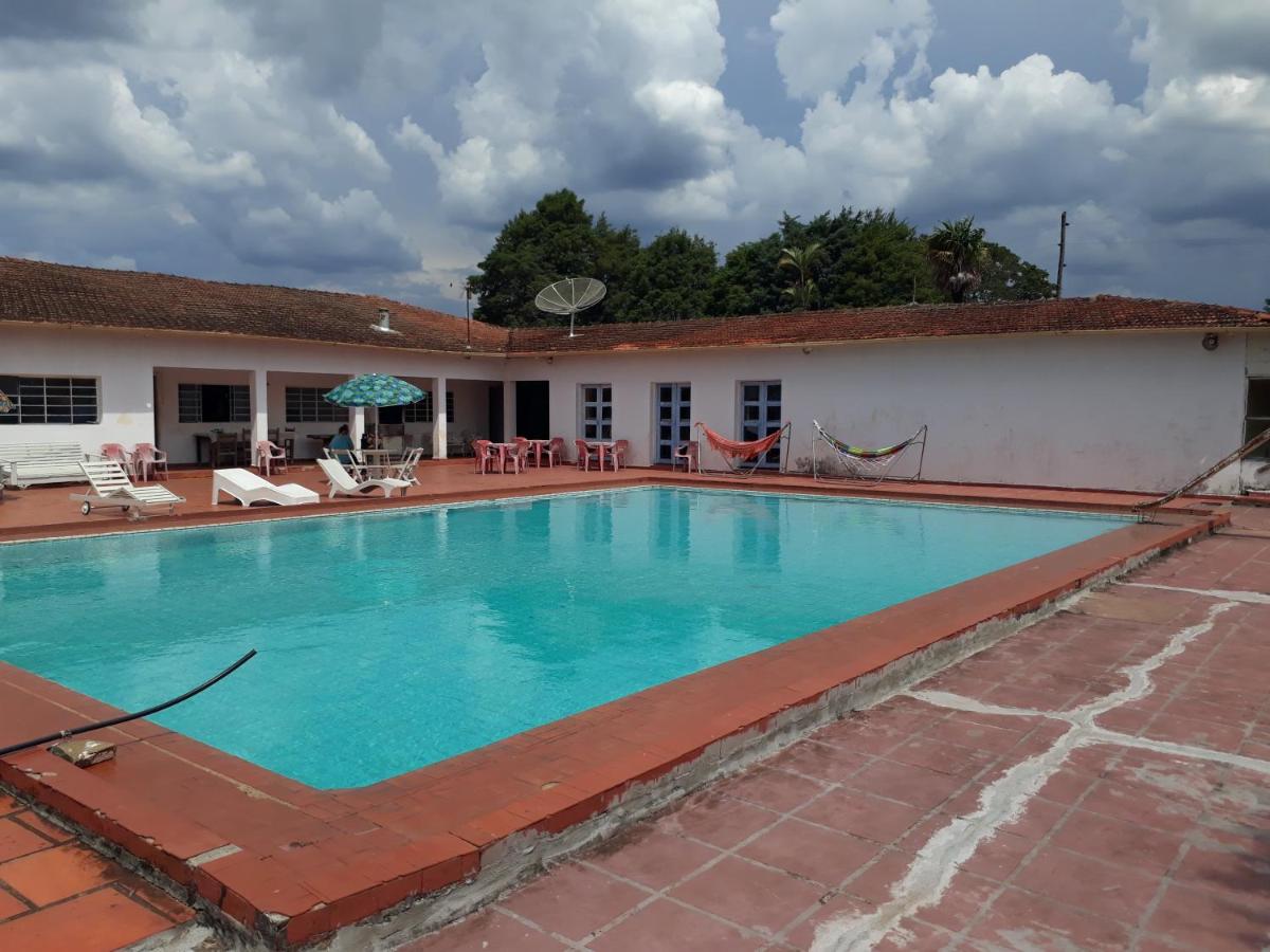 B&B Mairinque - Lazer Campo Piscina 07 qts 4wc km.68 C.Branco - Bed and Breakfast Mairinque