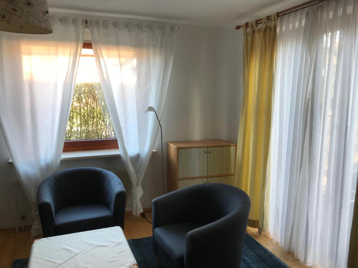 B&B Kiel - Ferienwohnung Hanns - Bed and Breakfast Kiel