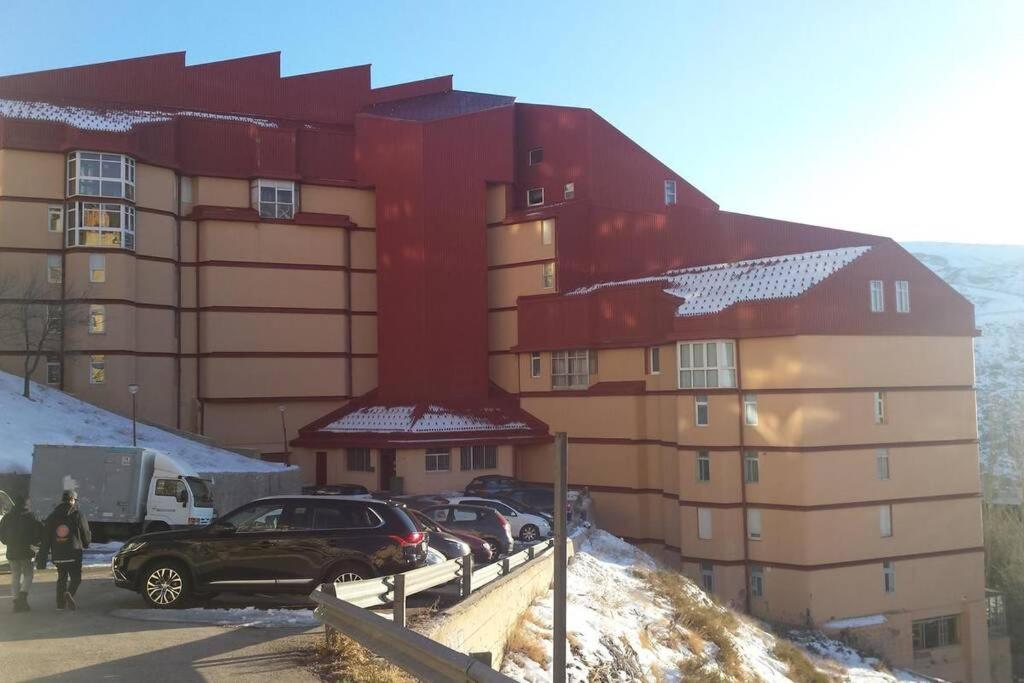 Apartamento T28 Edif Europa y parking gratuito - B&B