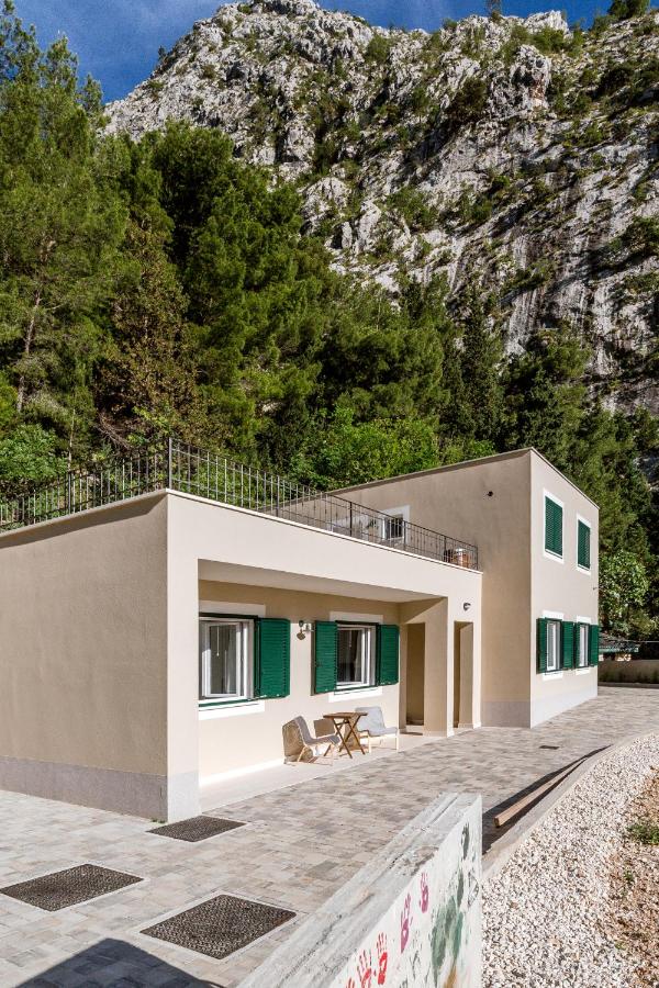 Ivino - B&B Omiš