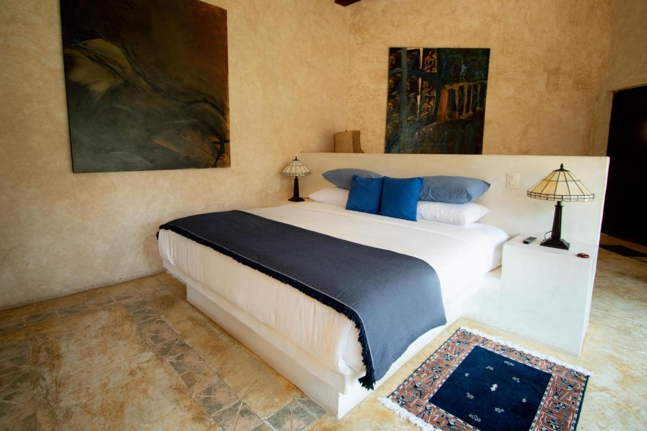 Deluxe Room (2 Adults)