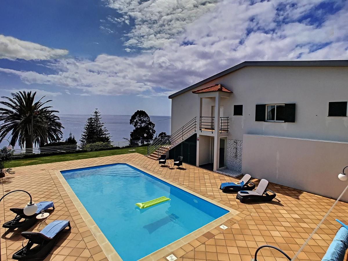 Villa Prainha by LovelyStay - B&B
