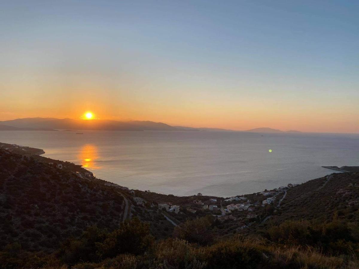 Villa Aurora with magnificent view of the Aegean sea - B&B