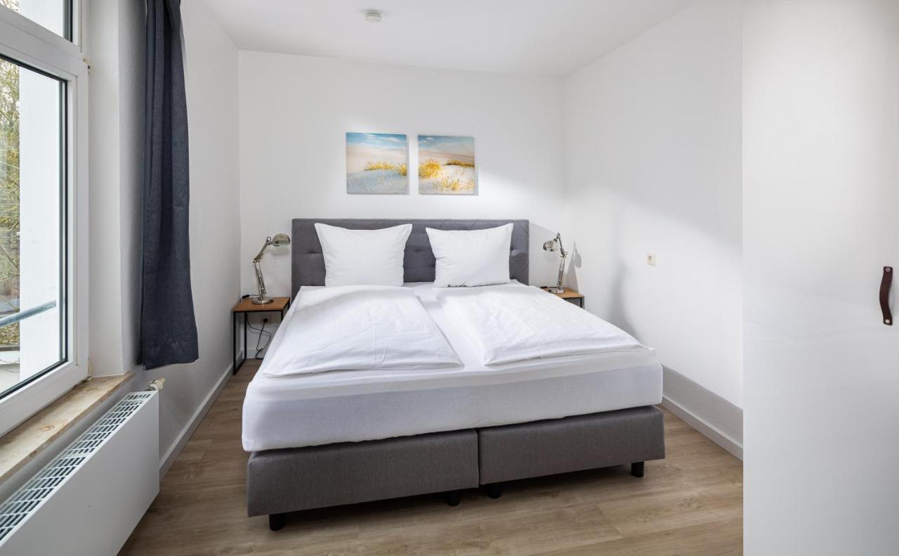 One-Bedroom Apartment 5