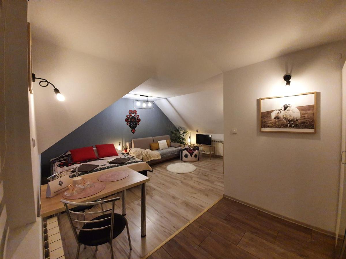 Camera Familiare con Balcone