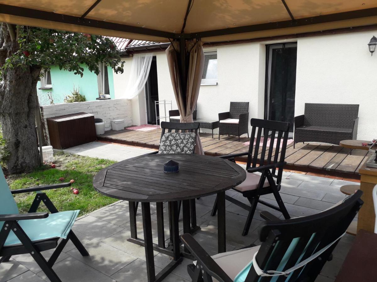 Apartamenty nad jeziorem Piaski - B&B Wolin