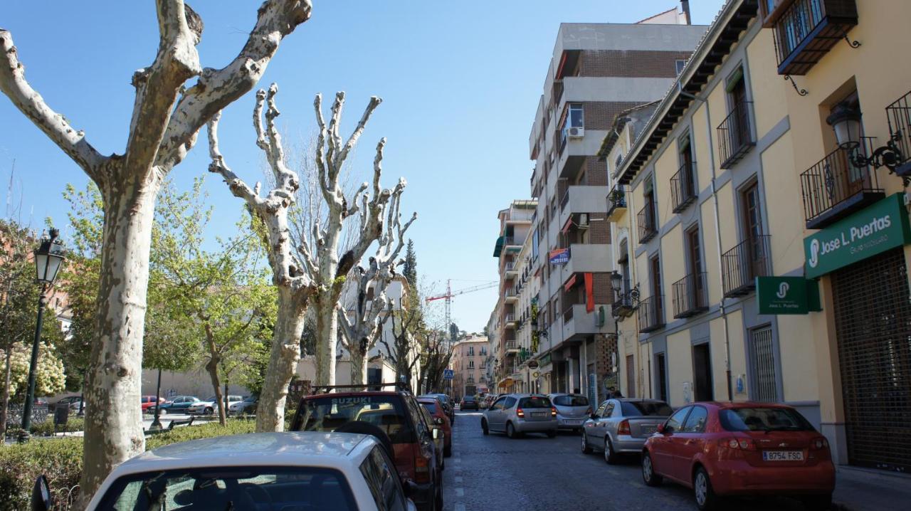 Apartamentos Los Lobos - B&B