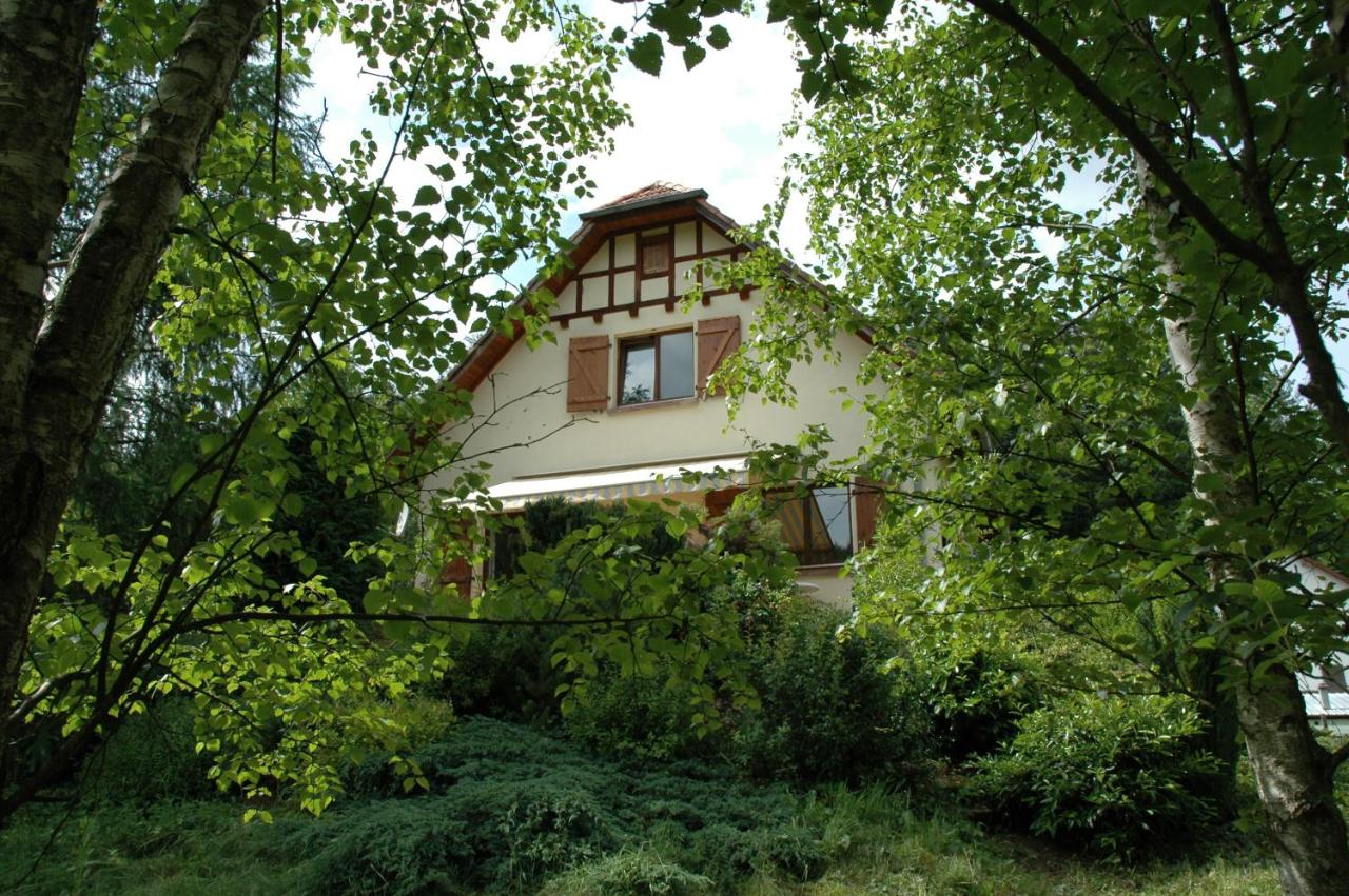 Chambre et table d'hôtes du Chant des Sources - B&B