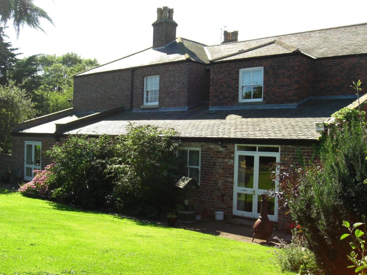 Premier Twin Room with Garden View