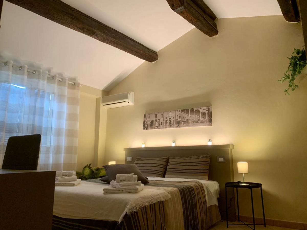 B&B Ferrara - SMART HOTEL - Bed and Breakfast Ferrara