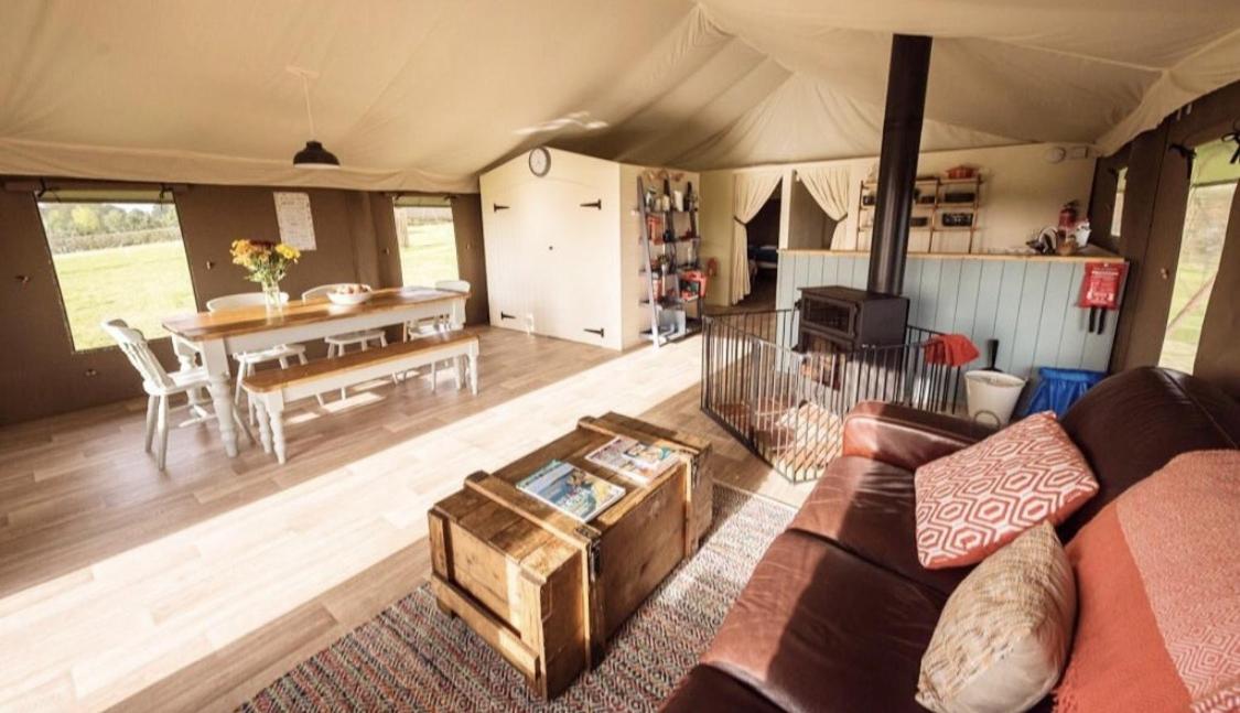 B&B Exeter - Midleydown Luxury Glamping - Bed and Breakfast Exeter