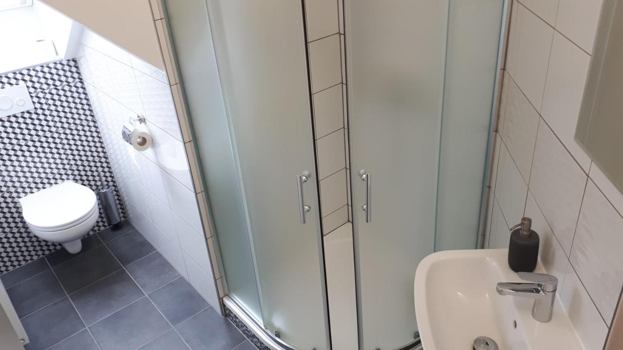 Quadruple Room with Private Bathroom