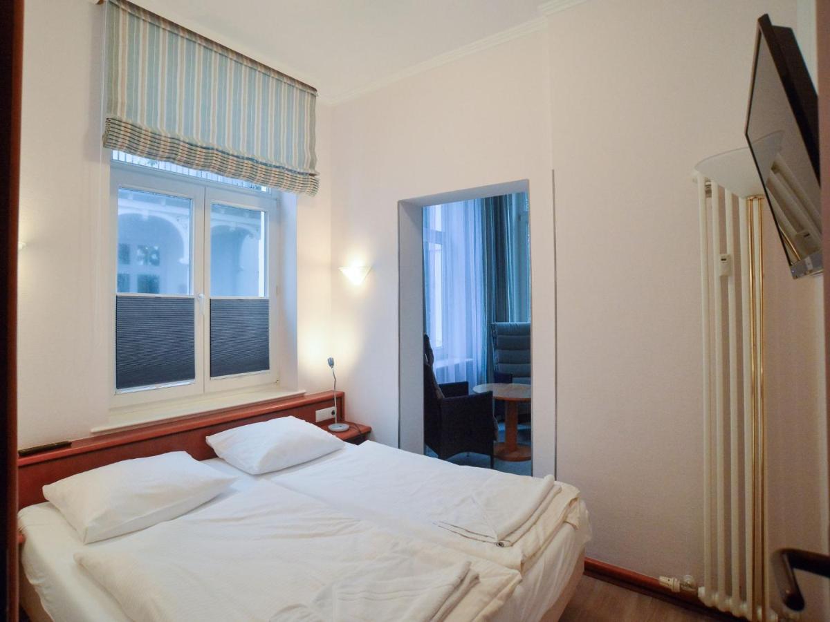 Strandvillen Binz - Ferienwohnung mit Meerblick und 2 Schlafzimmern SV-707 - Chambres d'hôtes Ostseebad Binz