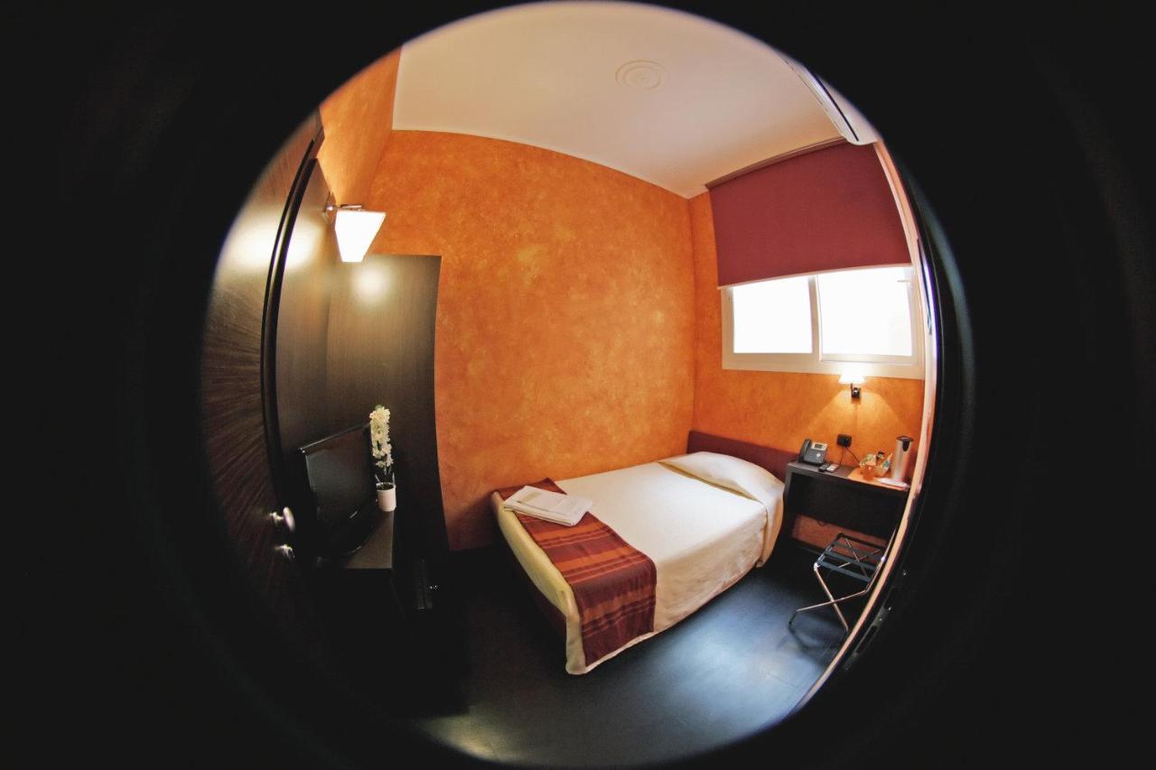 Economy Single Room