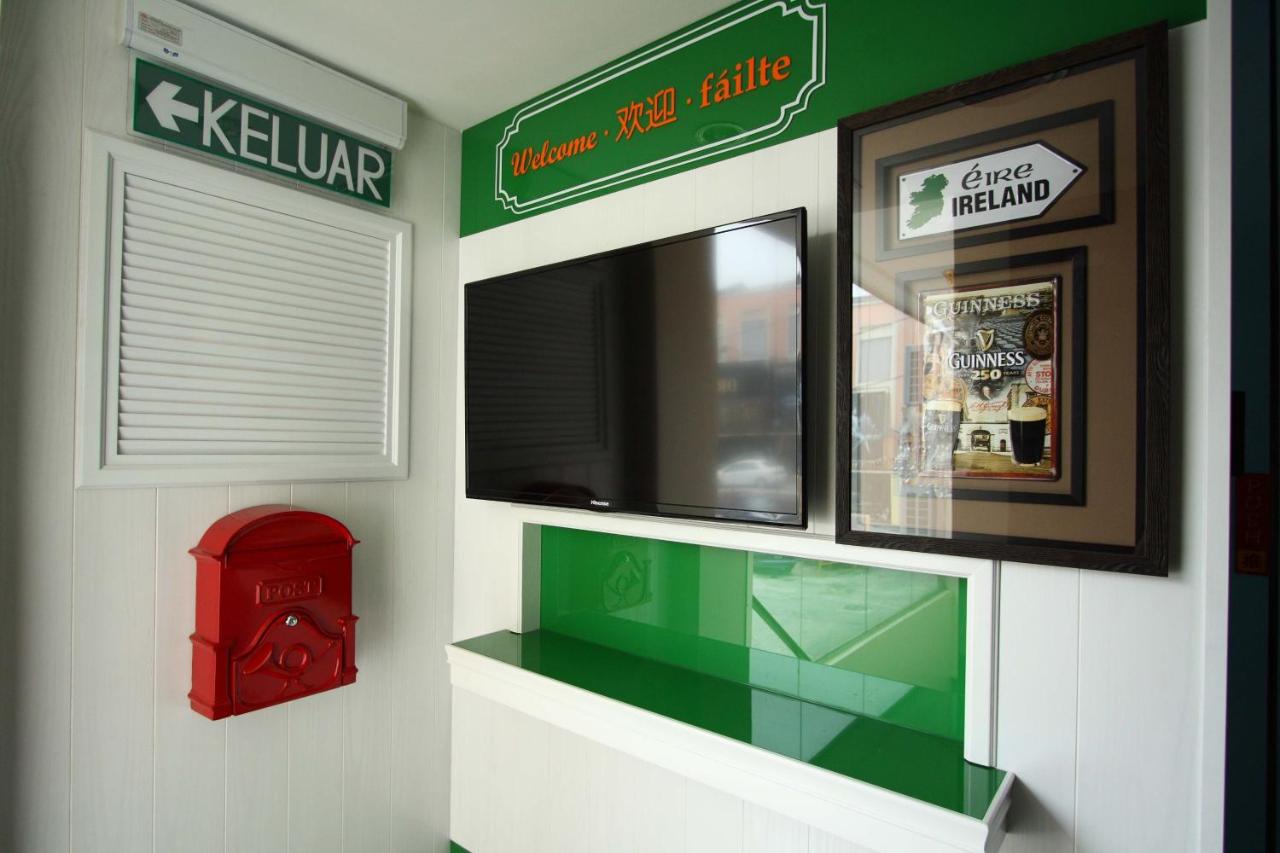 Shamrock Guest House - B&B