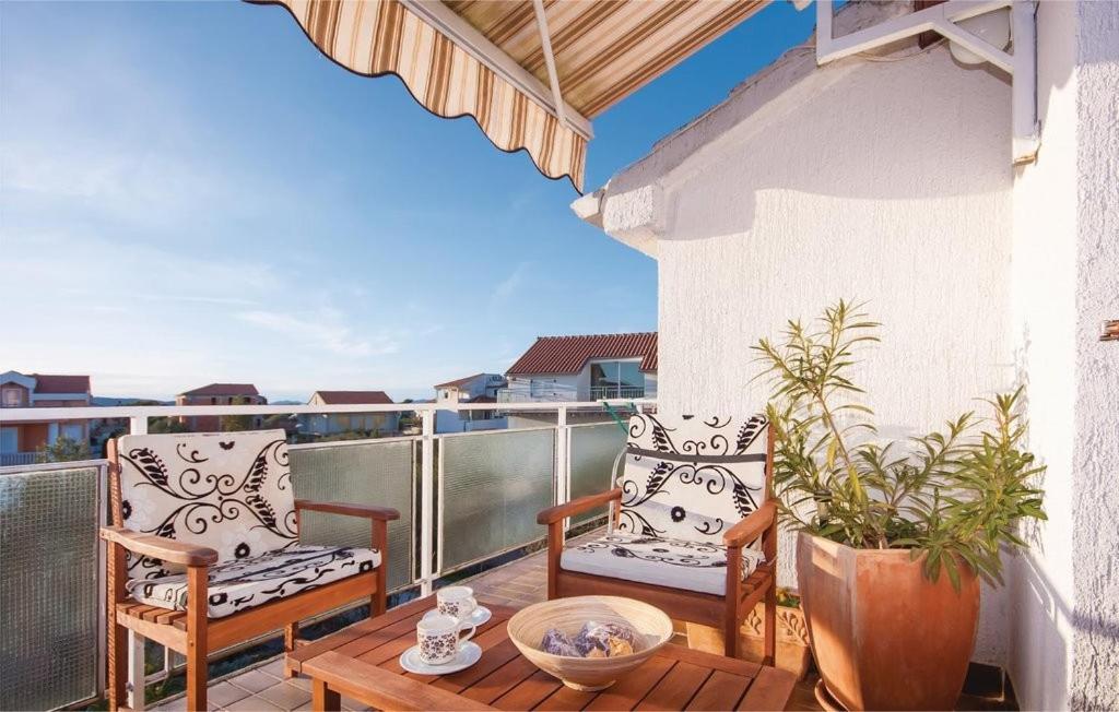 Apartments Nena - B&B Brodarica