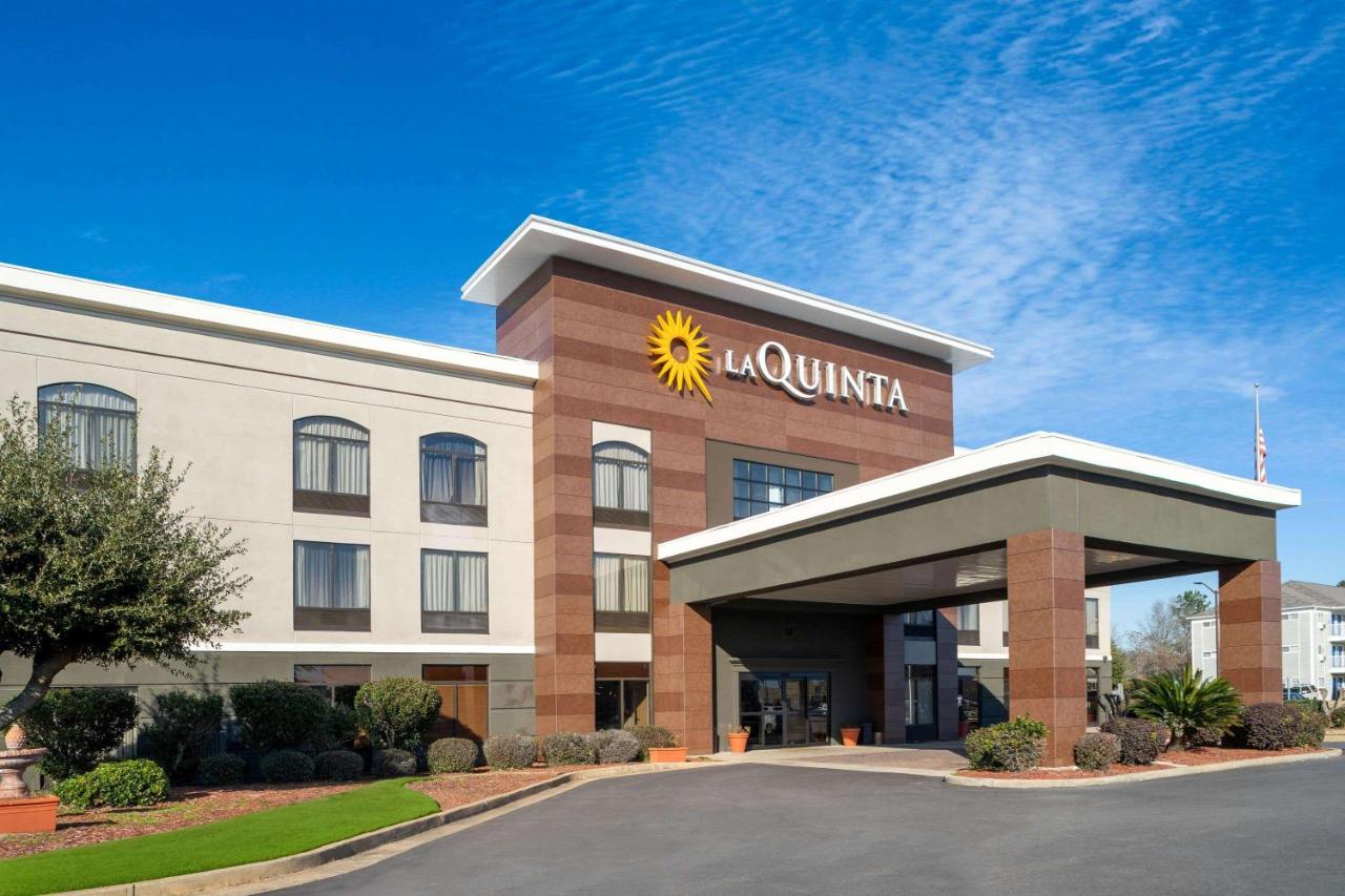 B&B Albany - La Quinta Inn & Suites by Wyndham-Albany GA - Bed and Breakfast Albany