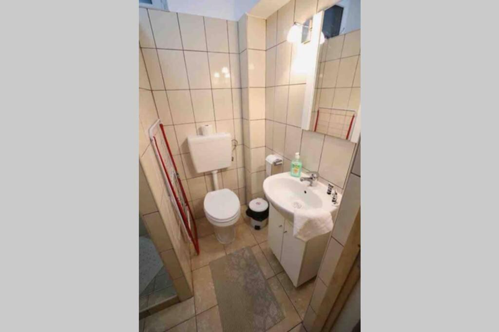 HBR Friendly Apartment - B&B