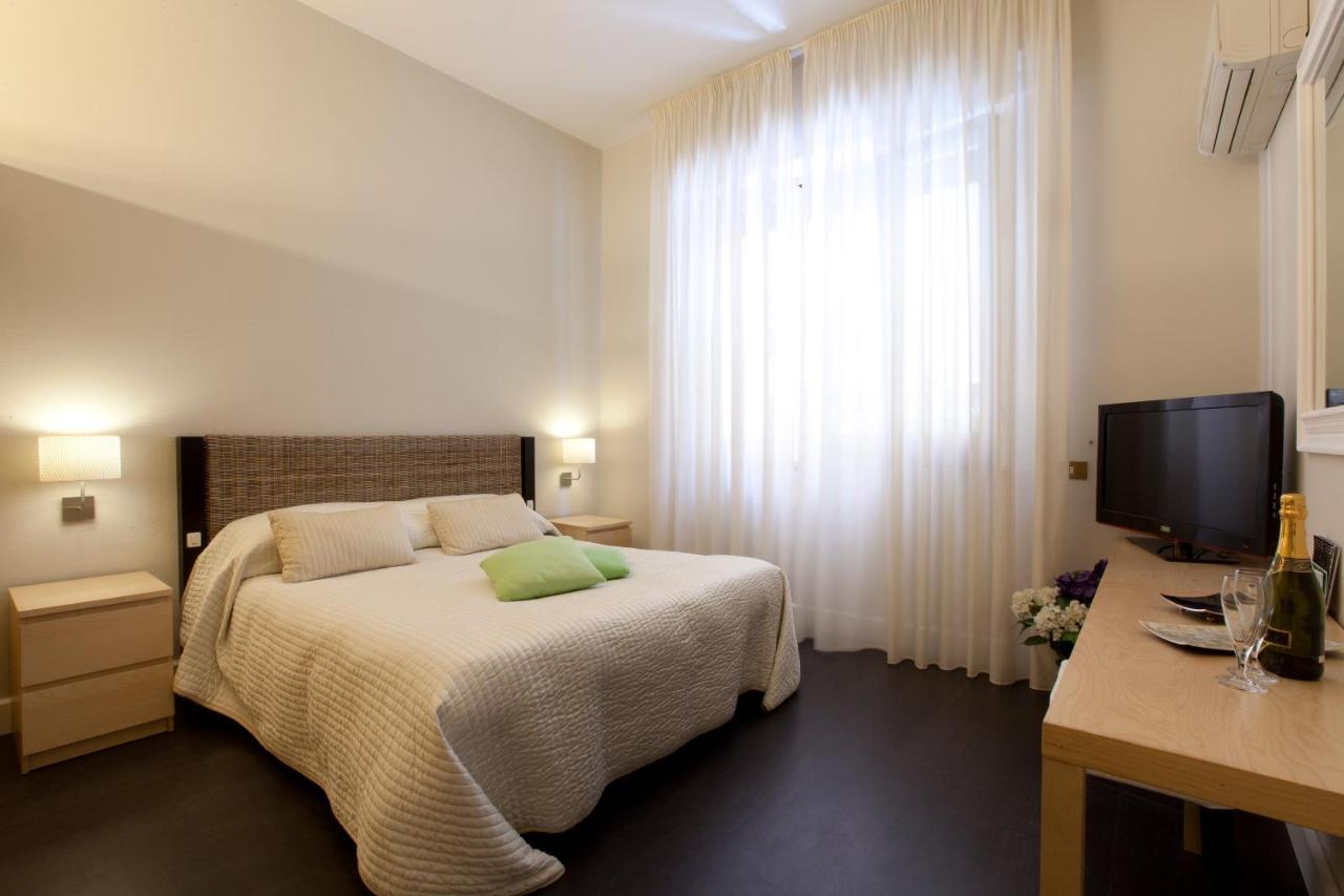One-Bedroom Apartment (4 Adults)
