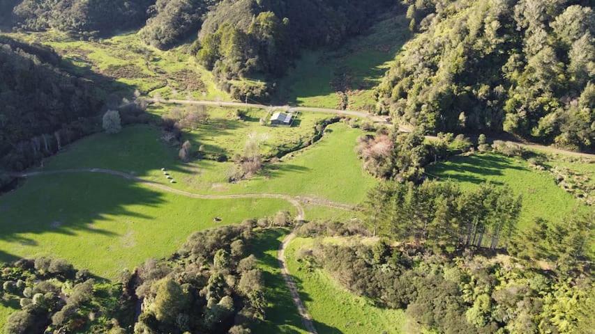 Hutiwai Hideaway - B&B