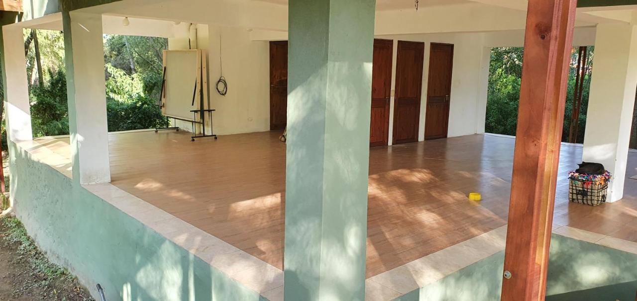 AMANU Casa Unica en el delta de Tigre a solo 5' para 30 personas - Chambres d’hôtes Tigre