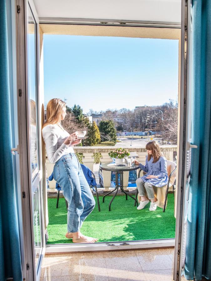 Apartament Sunset Boulevard z tarasem dla 4 gości - Ferienwohnung Gdingen