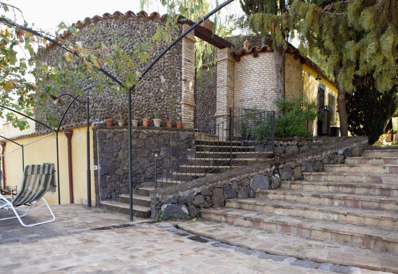 Villa Scozilia - B&B Piedimonte Etneo